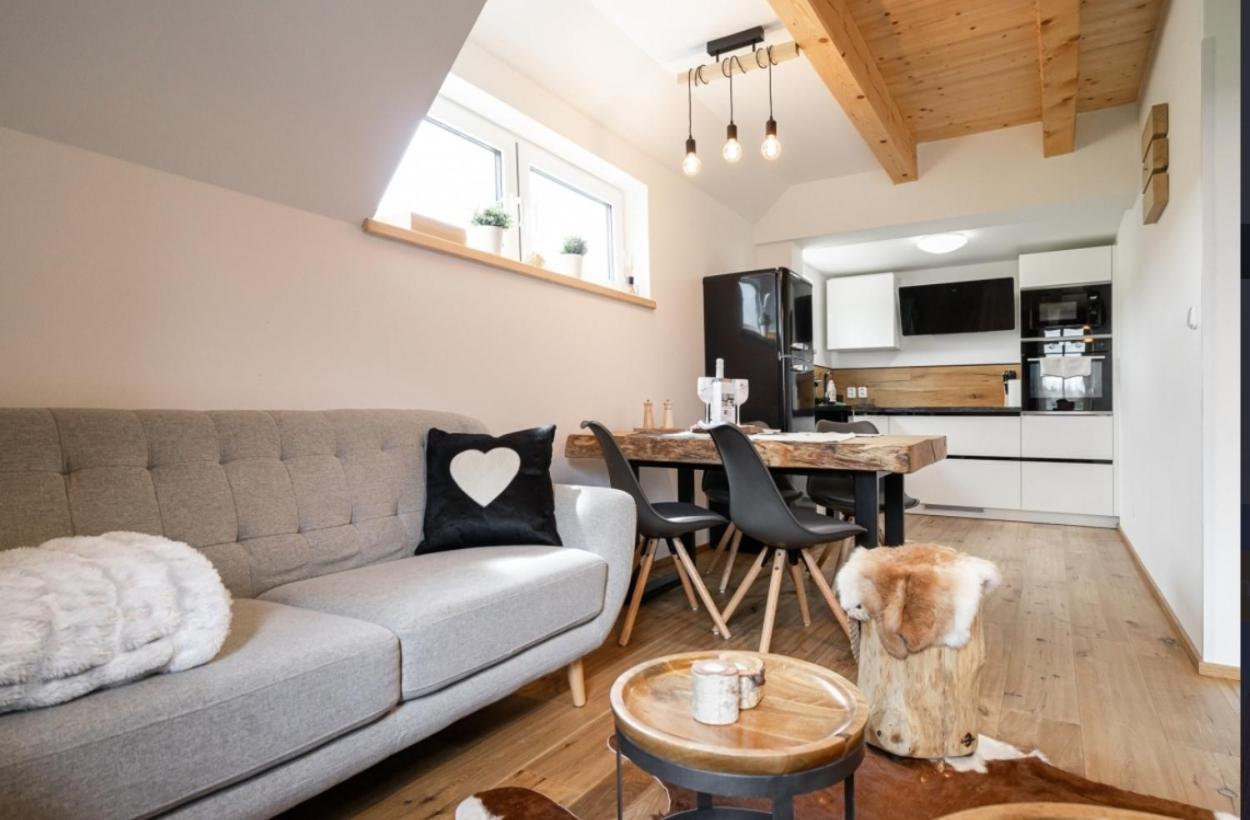 Woodhome - Luxury Mountain Apartment Horní Malá Úpa Eksteriør billede