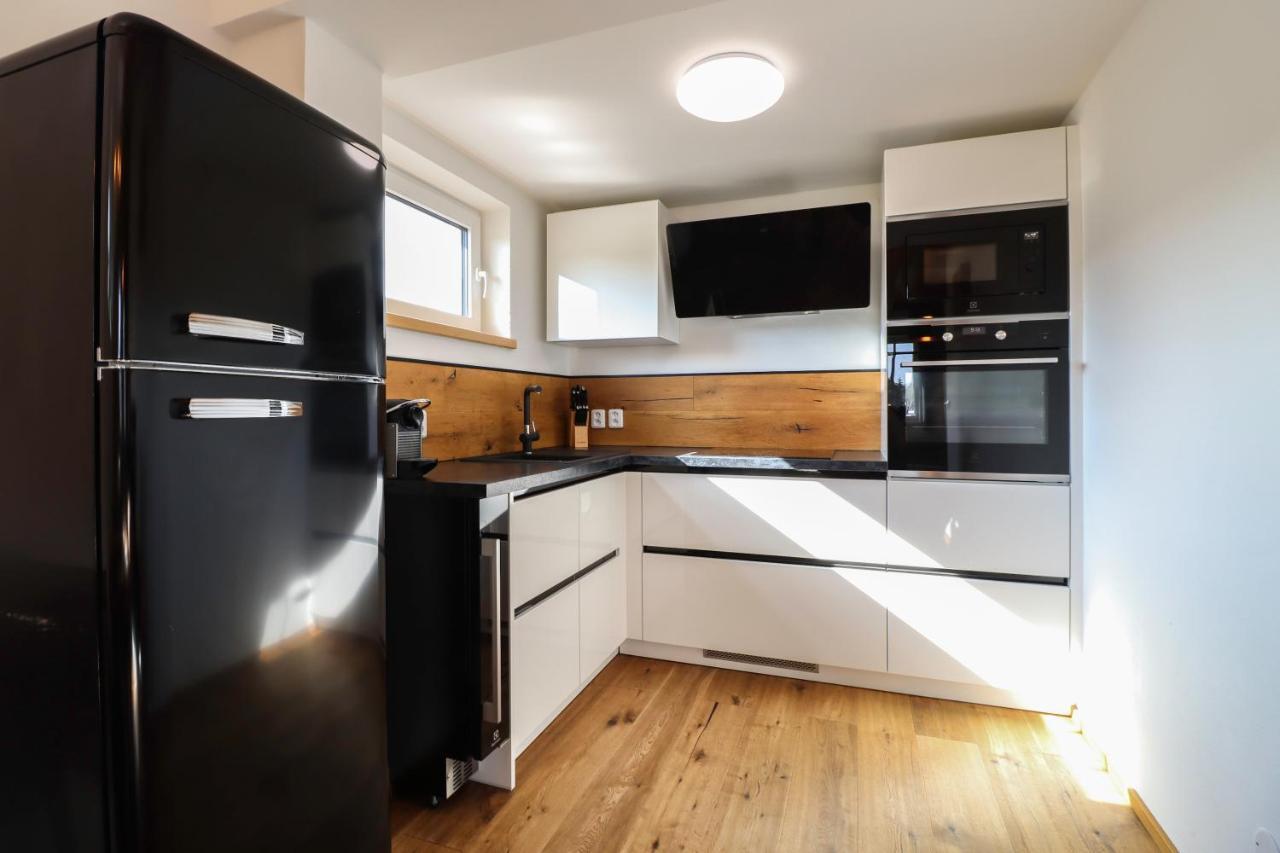 Woodhome - Luxury Mountain Apartment Horní Malá Úpa Eksteriør billede