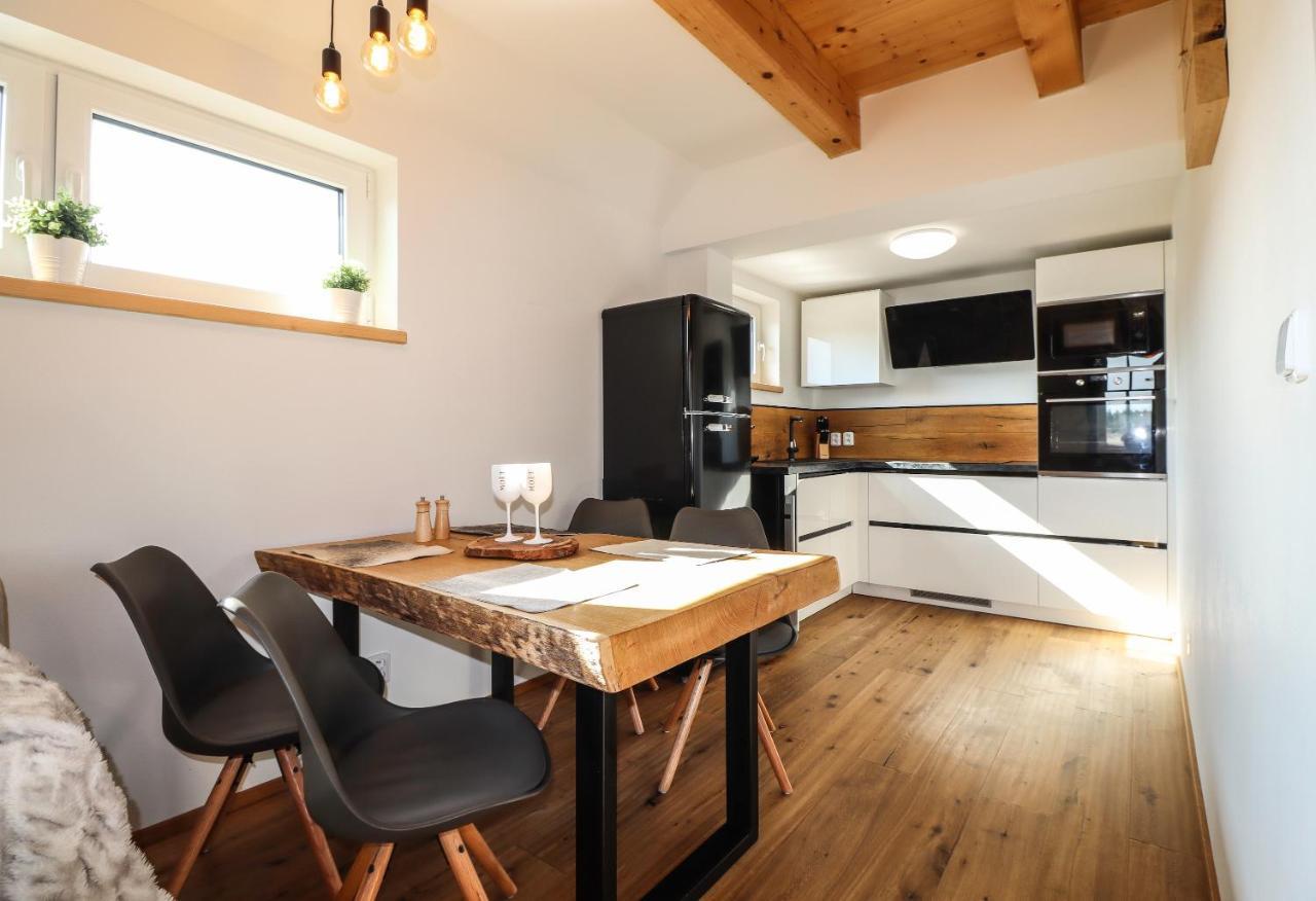 Woodhome - Luxury Mountain Apartment Horní Malá Úpa Eksteriør billede