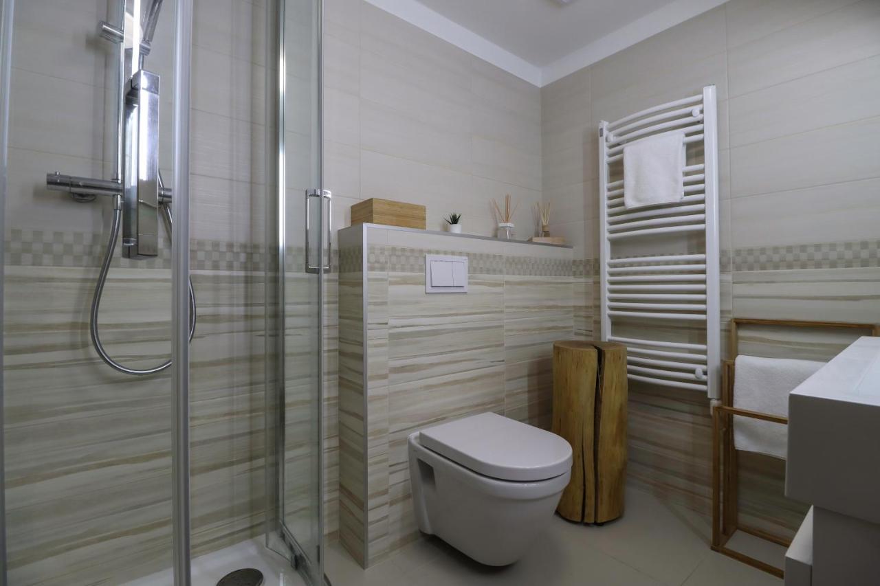 Woodhome - Luxury Mountain Apartment Horní Malá Úpa Eksteriør billede
