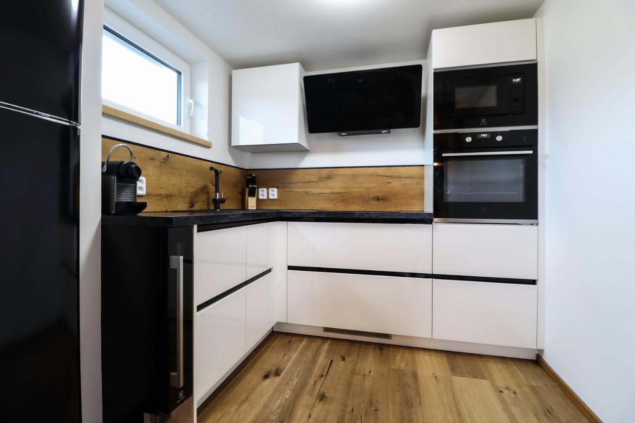 Woodhome - Luxury Mountain Apartment Horní Malá Úpa Eksteriør billede